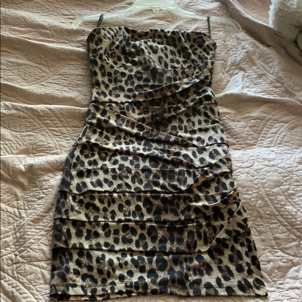 Cheetah strapless dress